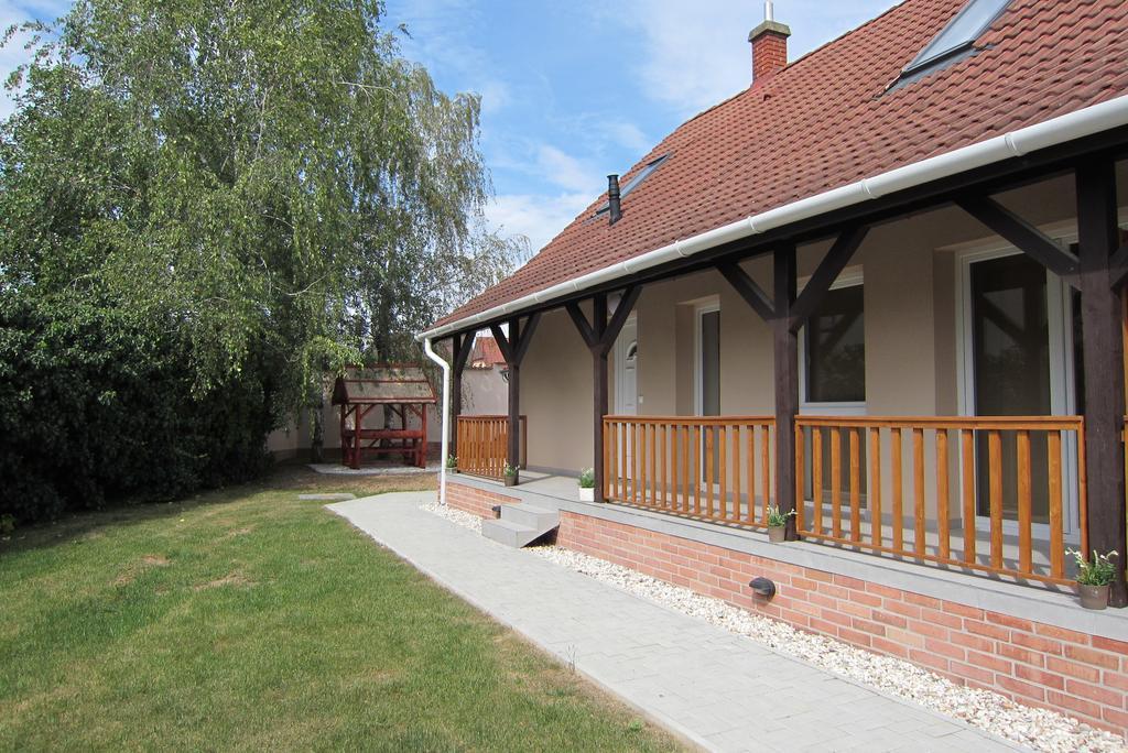 Appartement Mezzanine Hévíz Exteriör bild